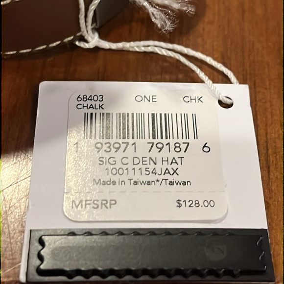 Coach New York Signature Ball Cap Hat Chalk new strap back - Picture 10 of 11